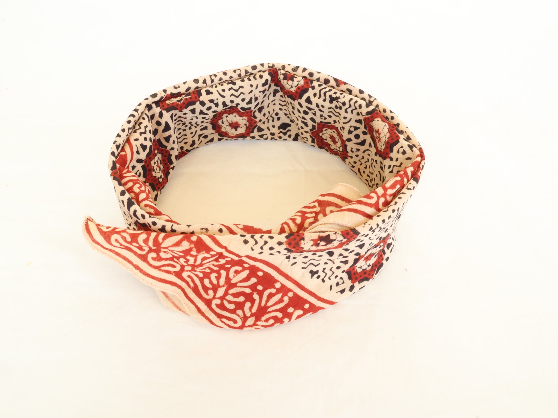 Artisan handmade cotton bandana with leafy border design