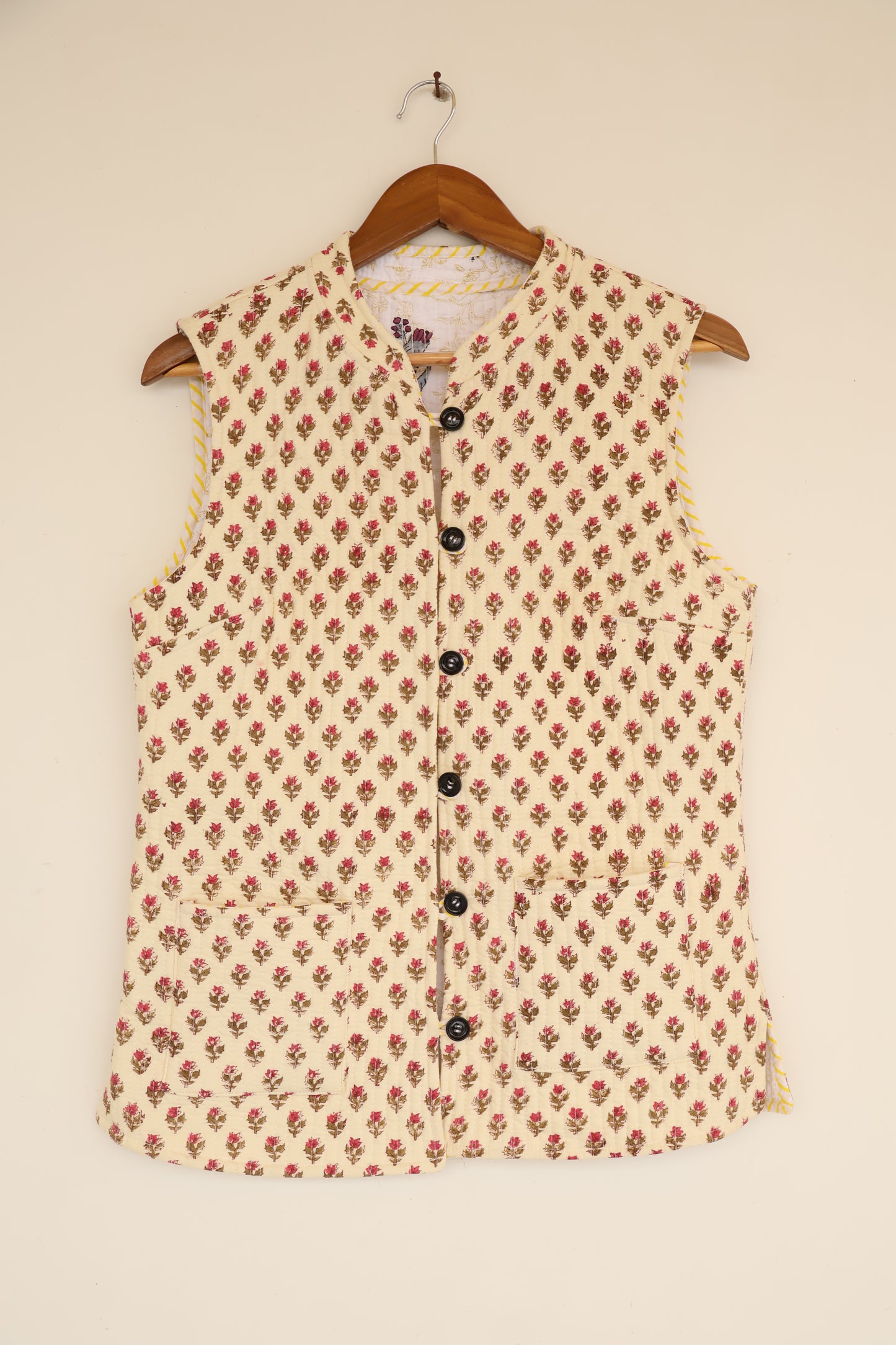 Handblock Printed Cotton Quilted Jacket – Cream with Floral Motif