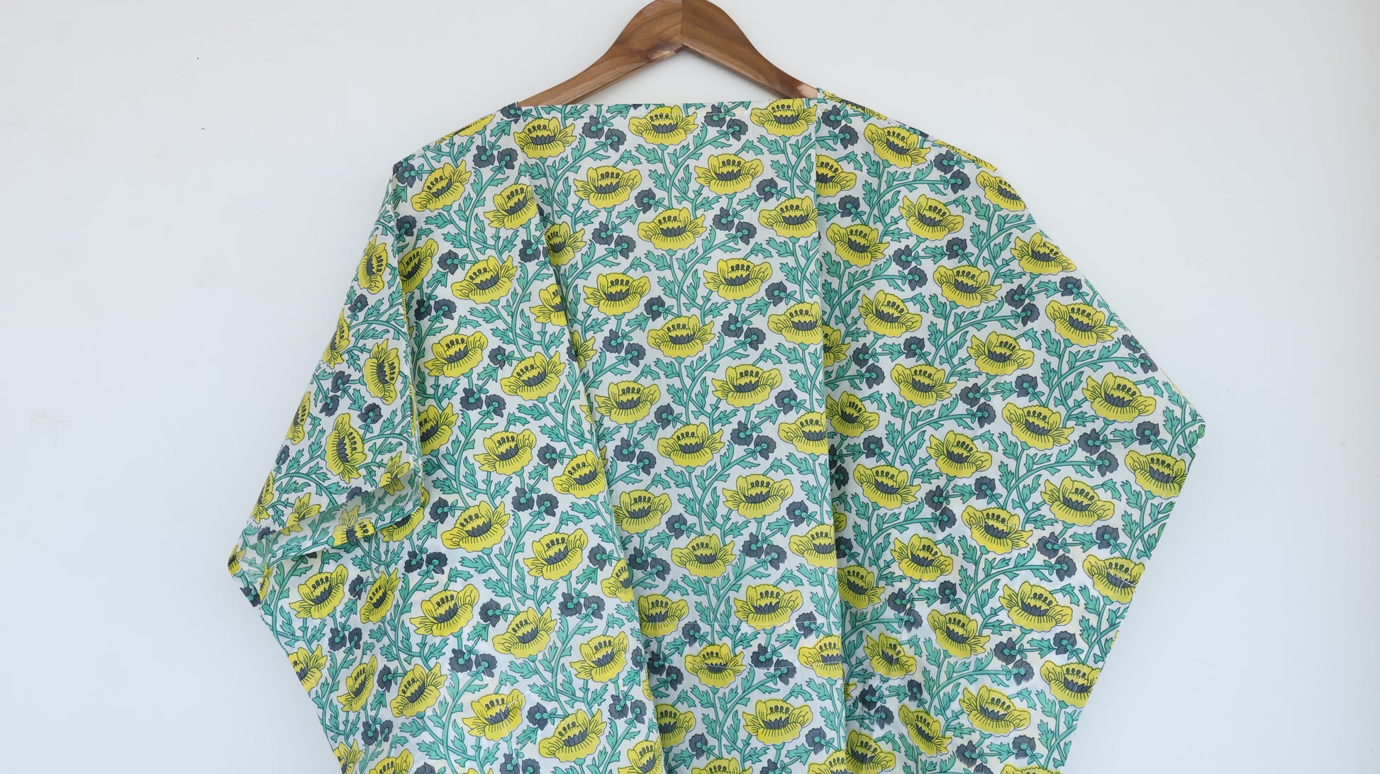 Floral patterned kaftan