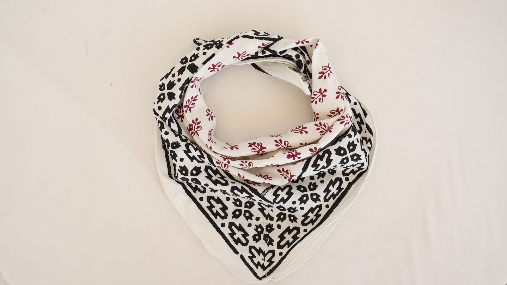 Traditional Indian Cotton Bandana – Maroon Floral Design - Bohoblockprinted